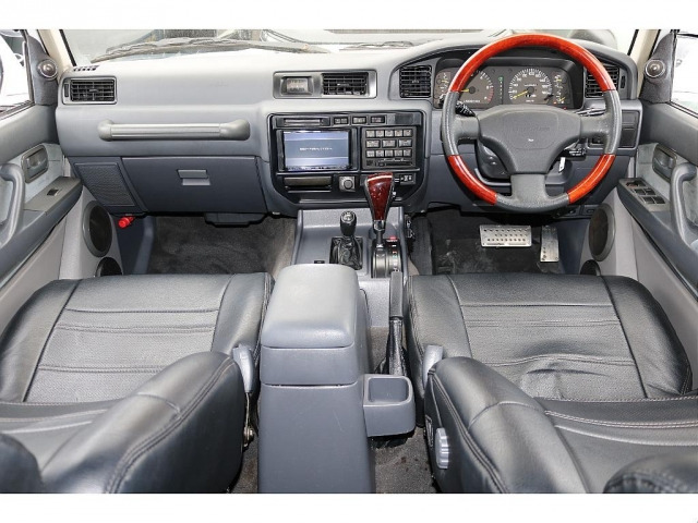 ランドクルーザー804.5 VXリミテッド 4WD