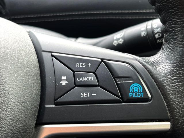 �y�v���p�C���b�g�z�������H�ł̒��������s���y��!!�a�؎��Ə��񑖍s�̃V�[���ŁA�A�N�Z���E�u���[�L�E�X�e�A�����O�������Ő��䂵�A�������^�]�̕��S���y�����Ă���܂���