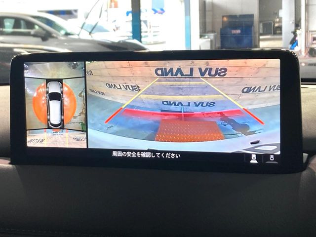 �y360&deg;�r���[���j�^�[�z��p�̃J�����ɂ��A�ォ�猩���낵���悤�Ȏ��_��360�x�N���}�̎��͂��m�F���邱�Ƃ��ł��܂������p�������m�F���₷���A�����ꏊ�ł̐؂�Ԃ��⒓�Ԃ��X���[�Y�ɍs���܂��B