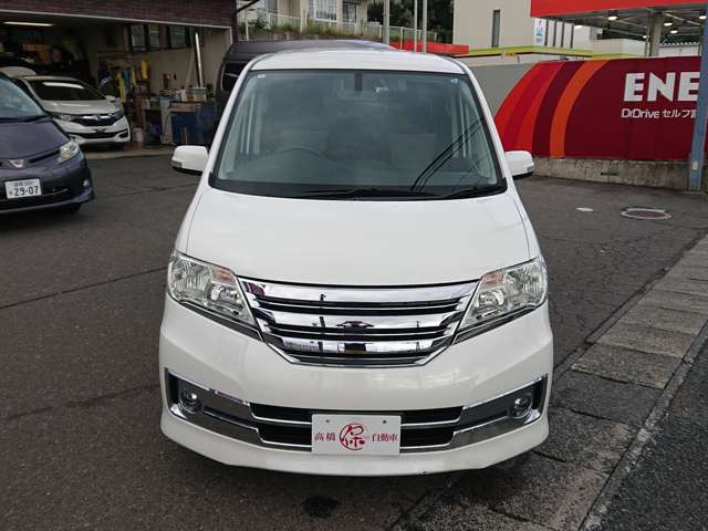 セレナ2.0 ライダー 4WD