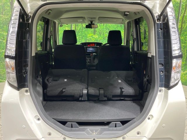 普段のお買い物や通勤、送迎等に十分な荷室スペースを確保しております。セカンドシートを倒すと、大きな荷物の積載も可能です♪