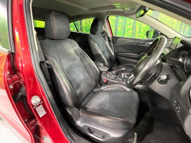 【パワーシート】スイッチ一つで簡単にシートの微調整が可能!電動だから力もいりません!快適なシートポジションにセットして、快適なドライブをお楽しみください。