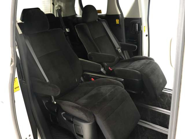 �y�I�b�g�}���t���Z�J���h�V�[�g�z�ő�800mm�̃����O�X���C�h�V�[�g�ƃI�b�g�}���@�\�ɂ�葫���y�X�L�΂������\�ł�!�܂��A�Ђ��|��������܂��̂ŁA���K�ȃh���C�u�����y���݂��������܂�!