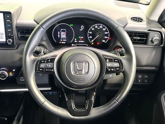 �y�����v�����X�e�A�����O�z�㎿�Ȋv���g�p���邱�ƂŁA��ɂ����������݂ƂĂ��^�]���₷���n���h���ł���