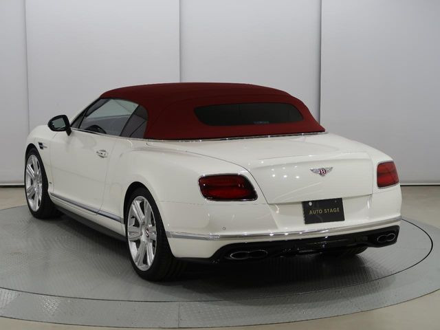 株式会社ネクステージが運営するプレミアムカー専門店『オートステージ』では見ているだけで楽しくなるお車を展示販売しております。買取のみもご対応可能ですので是非お気軽にお申しつけ下さい!