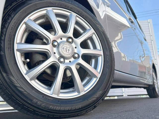 �y14�C���`�A���~�z�C�[���z�O�ςɃ}�b�`�����A���~�z�C�[���𑕒����Ă���܂��B�e��A���~�z�C�[����A�X�^�b�h���X�^�C�����戵�����Ă���܂��B���񂲑��k����������