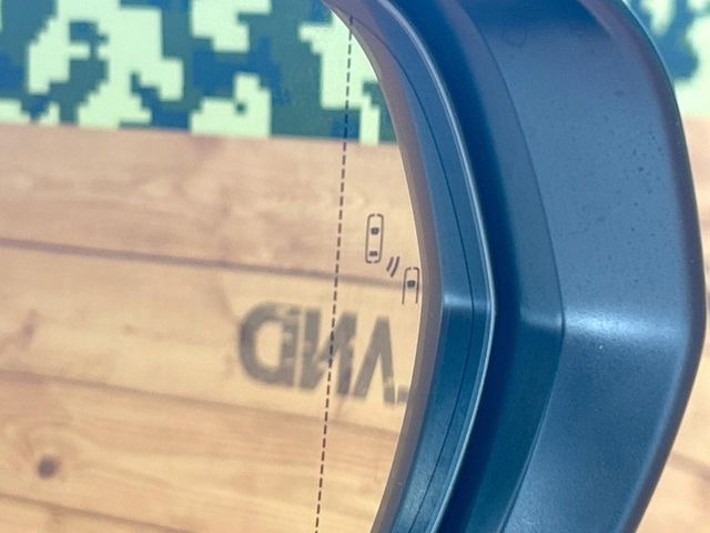 �y�u���C���h�X�|�b�g���j�^�[�z���s���A�h�A�~���[�̎��p�ɂȂ�₷���ӏ��Ɍ㑱�Ԃ��ڋ߂���ƃT�C�h�~���[�̃����Y�Ɍx����\��!�h���C�o�[�ɒ��ӊ��N�����Ă���܂��B