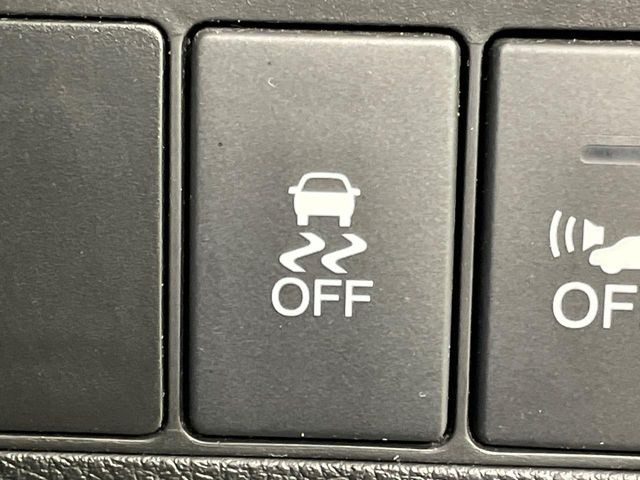 �y������h�~���u�z�ԗ��̉���������m����ƁA�����I�Ɏԗ��̐i�s������ۂ悤�Ɏԗ��𐧌䂵�܂��B�J�̓��ȂǊ���₷���H�ʏ󋵂ł����S�ȉ^�]���\�ł��B