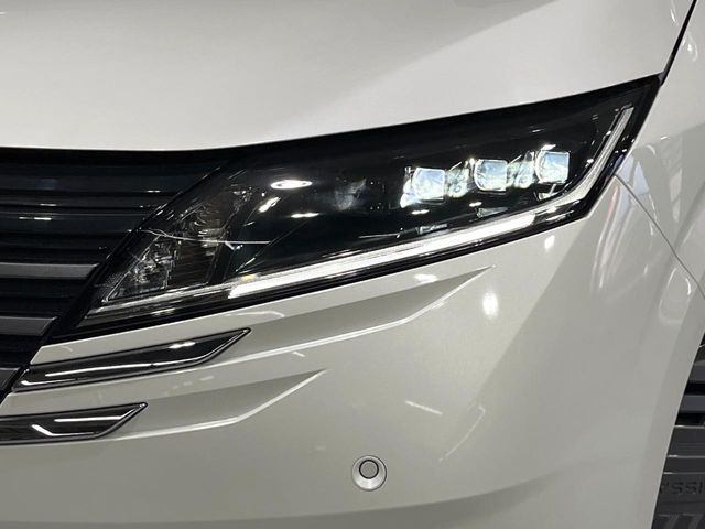 �yLED�w�b�h���C�g�z���V����ԑ��s�����ǍD�Ȏ��E���m�ۂ����S���ĉ^�]�ł��鍂�P�xLED�w�b�h���C�g�𑕔�!�_�����x�������A����d�͂��}�����Ă��܂��B