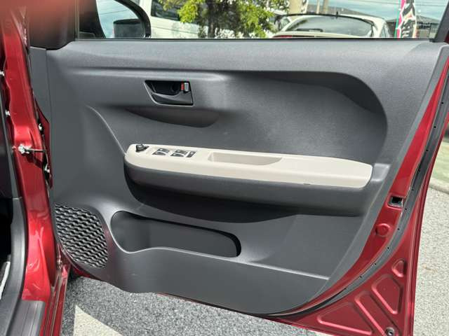 ���W����ɂ͍��i���̒��ÎԂ�V�Ԃ��������ł����W���䐔100��̑�^�W����֐��񂲗��X����������