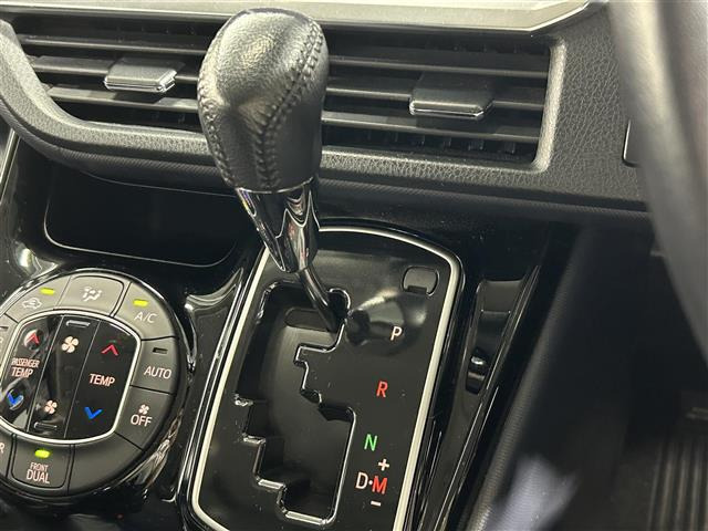 ヴォクシー2.0 ZS 煌II