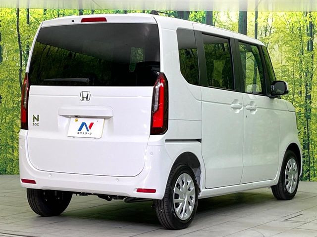 ☆全国のネクステージからお取り寄せが可能※!遠方の店舗に展示してあるクルマが気になる場合も、最寄りの店舗でご覧いただくことが可能です!是非私たちに要望をお聞かせください!※別途費用