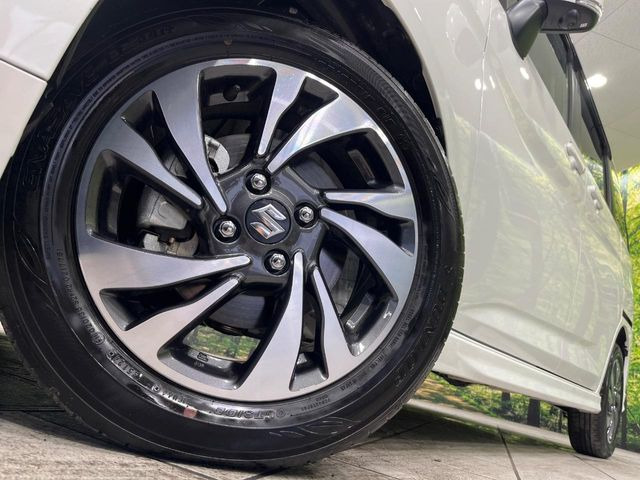 【純正15インチアルミホイール】外観にマッチした純正アルミホイールを装着しております。各種社外アルミホイールや、スタッドレスタイヤも取扱いしております。是非ご相談ください♪