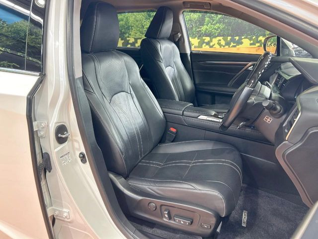 �^�]�Ȃ܂��ɂ͏\���ȃX�y�[�X������A�啿�ȕ��ł��������^�]���Ă�����������ł��B