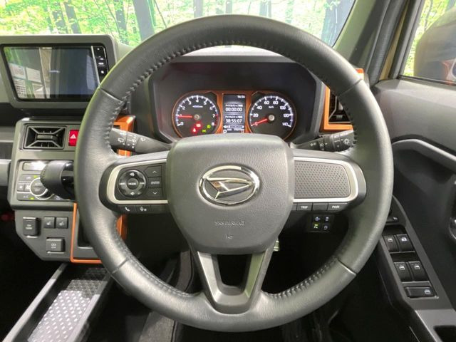 �y�����v�����X�e�A�����O�z�㎿�Ȋv���g�p���邱�ƂŁA��ɂ����������݂ƂĂ��^�]���₷���n���h���ł���