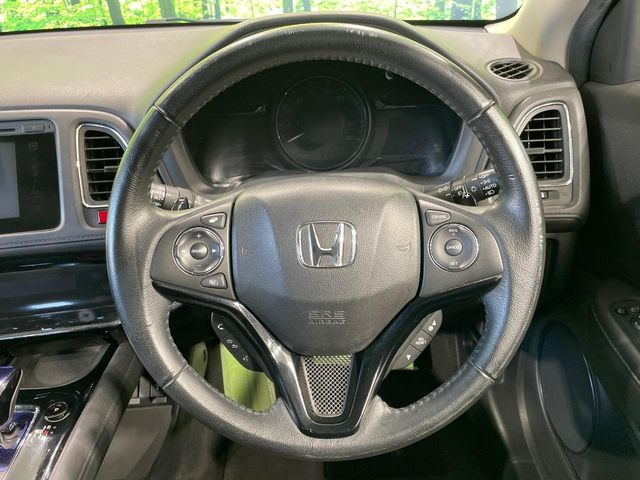 �y�����v�����X�e�A�����O�z�㎿�Ȋv���g�p���邱�ƂŁA��ɂ����������݂ƂĂ��^�]���₷���n���h���ł���