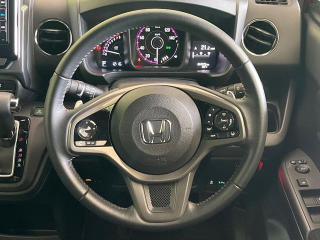 �y�����v�����X�e�A�����O�z�㎿�Ȋv���g�p���邱�ƂŁA��ɂ����������݂ƂĂ��^�]���₷���n���h���ł���