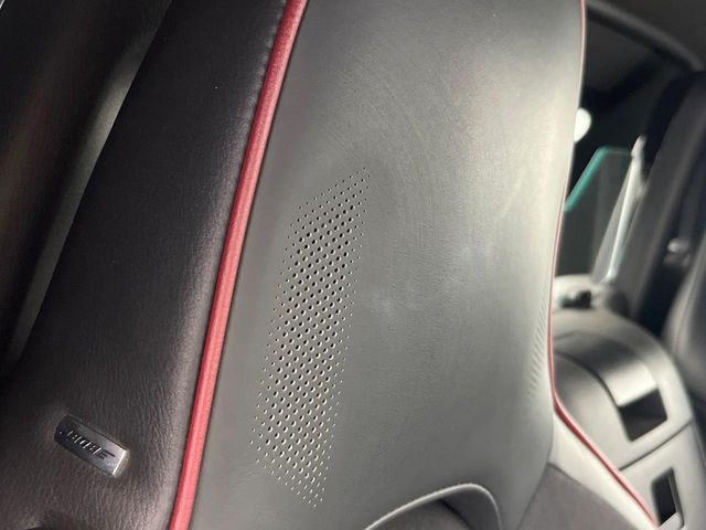 �yBOSE�T�E���h�V�X�e���z���x�ȃ`���[�j���O�\�͂����ڂ���Ă���A�������ȉ��y�����y���݂��������܂���