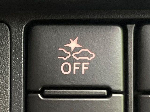 �y�X�}�[�g�A�V�X�g�z���s���ɑO���̎ԗ�����F�����A�Փ˂������Ȏ��͌x��ƃu���[�L�ŏՓˉ���Ɣ�Q�y�����A�V�X�g�B�����S�Ƀh���C�u�����y���݂��������܂��B