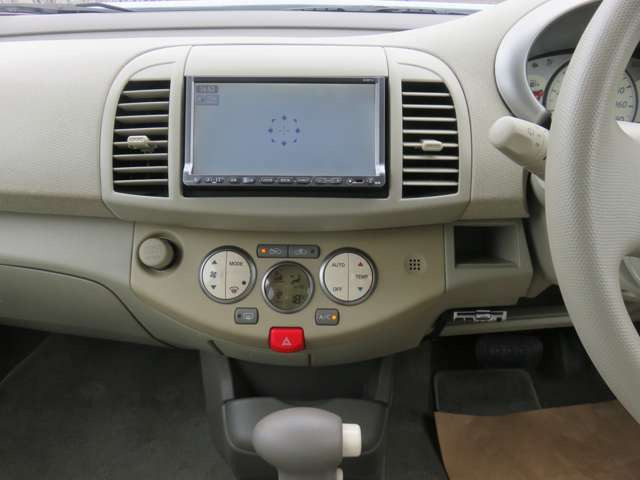 ナビは不良です。バックカメラ映ります。