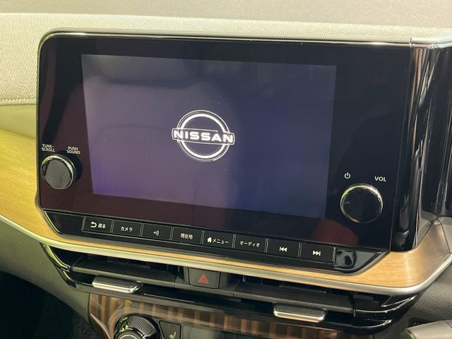 �y���[�J�[�����i�r�z�C���e���A�ɗn�����ރX�^�C���b�V���ȁu��p�݌v�v���[�J�[�i�r�𑕔��􎋔F���⑀�쐫�ȂǊ�{���\�ɂ��D��A���㎿�ȃJ�[���C�t�����y���݂��������܂��B