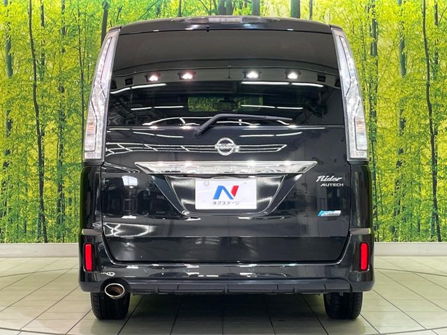 安心の最長10年・走行無制限保証(有償)をご用意。保証内容も充実はもちろん、無料点検&オイル交換や、年中無休の全国・24時間ロードサービスも付帯されておりますのでご安心下さい。