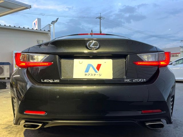 安心の最長10年・走行無制限保証(有償)をご用意。保証内容も充実はもちろん、無料点検&オイル交換や、年中無休の全国・24時間ロードサービスも付帯されておりますのでご安心下さい。