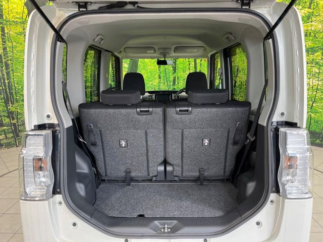 普段のお買い物や通勤、送迎等に十分な荷室スペースを確保しております。セカンドシートを倒すと、大きな荷物の積載も可能です♪