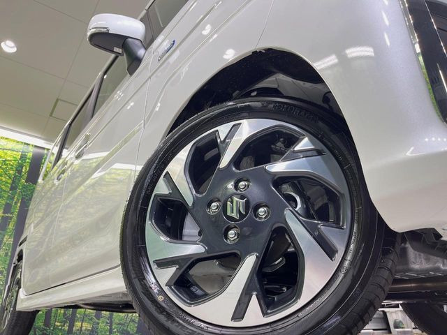 �y����15�C���`�A���~�z�C�[���z�O�ςɃ}�b�`���������A���~�z�C�[���𑕒����Ă���܂��B�e��ЊO�A���~�z�C�[����A�X�^�b�h���X�^�C�����戵�����Ă���܂��B���񂲑��k����������