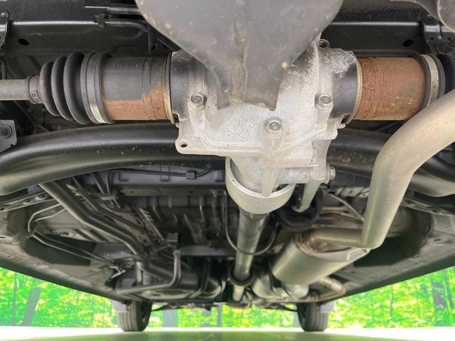 下回りがきれいなうちに、防錆加工の施工がオススメ。降雪地域はもちろん、沿岸部にお住いの方や、趣味でマリン・ウィンタースポーツをされる方にご好評いただいております。