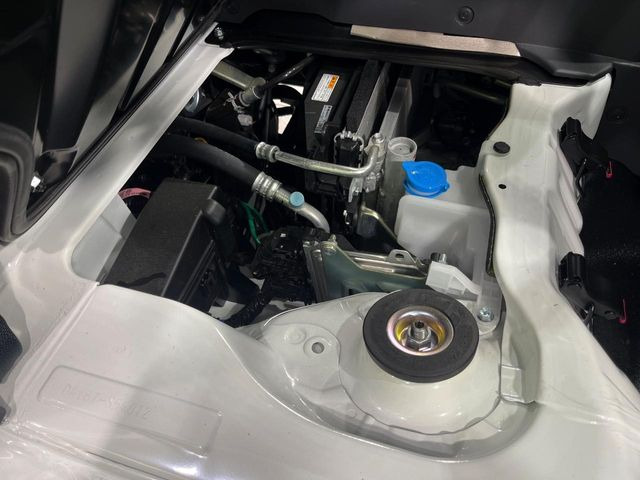 親切・丁寧な専門メカニックスタッフが応対!・車検・点検整備・事故等の修理などアフターサービスも安心。お車のカスタマイズもネクステージのサービススタッフまでご相談ください!