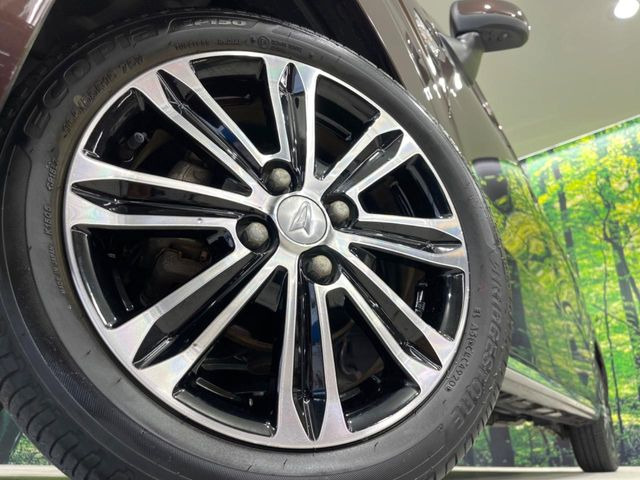 �y����15�C���`�A���~�z�C�[���z�O�ςɃ}�b�`���������A���~�z�C�[���𑕒����Ă���܂��B�e��ЊO�A���~�z�C�[����A�X�^�b�h���X�^�C�����戵�����Ă���܂��B���񂲑��k����������