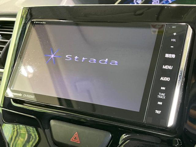 【ナビゲーション】使いやすいナビで目的地までしっかり案内してくれます。各種オーディオ再生機能も充実しており、お車の運転がさらに楽しくなります!!