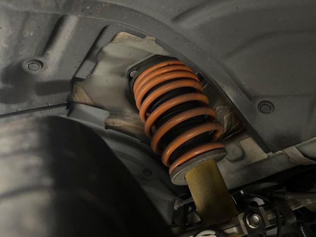 �y�r���V���^�C�����_���p�[�z�������s���̎ԗ����萫�����コ���Ă����l�C�̑����B�X���̏��S�n���]���ɂ����A�X�|�[�e�B�ȑ��s�����y���݂��������܂���