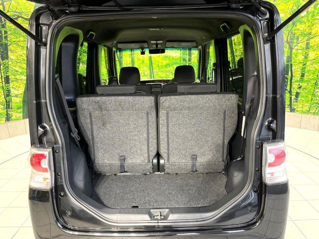 ���i�̂���������ʋ΁A���}���ɏ\���ȉ׎��X�y�[�X���m�ۂ��Ă���܂��B�Z�J���h�V�[�g��|���ƁA�傫�ȉו��̐ύڂ��\�ł���