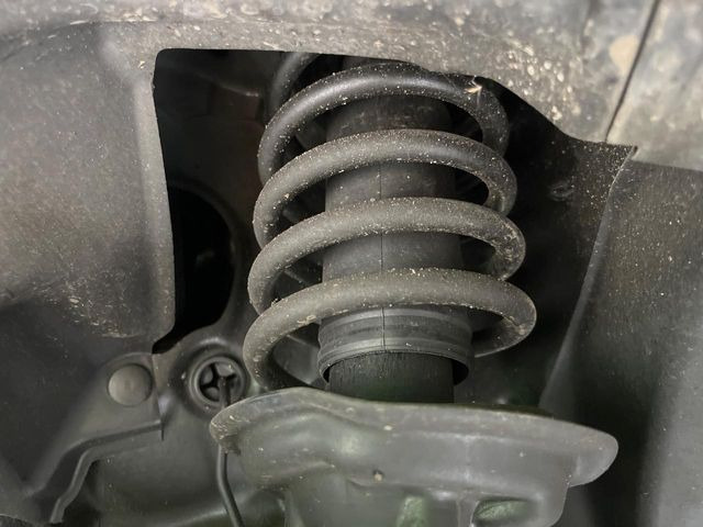 下回りがきれいなうちに、防錆加工の施工がオススメ。降雪地域はもちろん、沿岸部にお住いの方や、趣味でマリン・ウィンタースポーツをされる方にご好評いただいております。