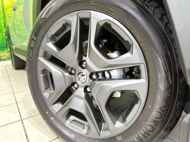 �y����19�C���`�A���~�z�C�[���z�O�ςɃ}�b�`���������A���~�z�C�[���𑕒����Ă���܂��B�e��ЊO�A���~�z�C�[����A�X�^�b�h���X�^�C�����戵�����Ă���܂��B���񂲑��k����������