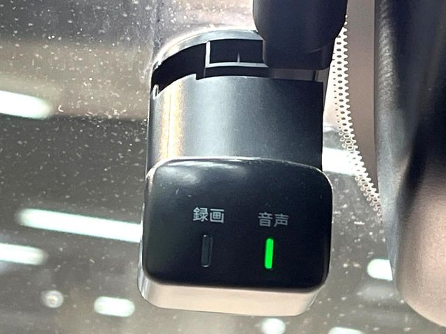 �y�h���C�u���R�[�_�[�z���S�E���S�ȃJ�[���C�t�ɕK�{�̃h���C�u���R�[�_�[�𑕔�!���s���͂������A������^�]�⎖�̂ɑ��������ۂ̏󋵂��f���ŋL�^���A����̃��X�N�ɔ����܂��B