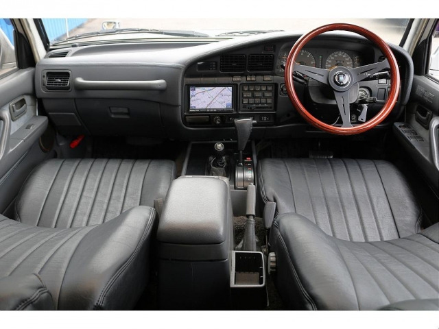 ランドクルーザー804.5 VXリミテッド 4WD