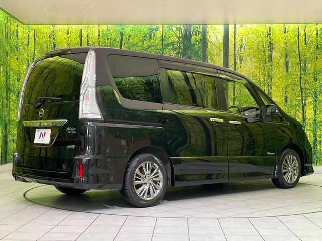 ☆全国のネクステージからお取り寄せが可能※!遠方の店舗に展示してあるクルマが気になる場合も、最寄りの店舗でご覧いただくことが可能です!是非私たちに要望をお聞かせください!※別途費用