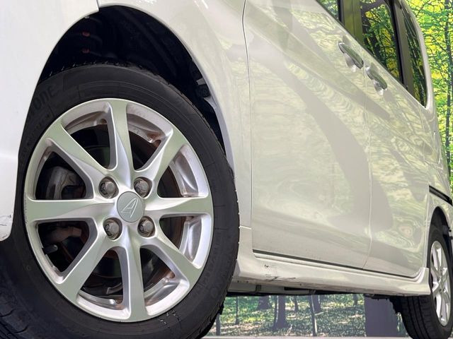 【純正14インチアルミホイール】外観にマッチした純正アルミホイールを装着しております。各種社外アルミホイールや、スタッドレスタイヤも取扱いしております。是非ご相談ください♪