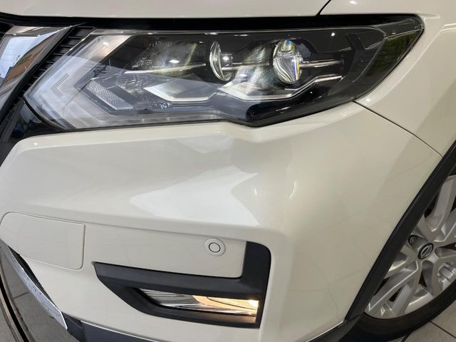 �yLED�w�b�h���C�g�z���V����ԑ��s�����ǍD�Ȏ��E���m�ۂ����S���ĉ^�]�ł��鍂�P�xLED�w�b�h���C�g�𑕔�!�_�����x�������A����d�͂��}�����Ă��܂��B