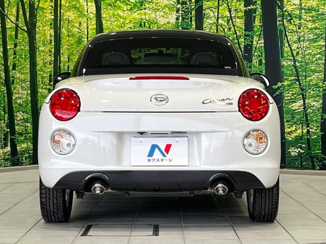 安心の最長10年・走行無制限保証(有償)をご用意。保証内容も充実はもちろん、無料点検&オイル交換や、年中無休の全国・24時間ロードサービスも付帯されておりますのでご安心下さい。