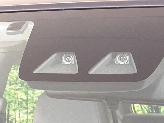 �y�X�}�[�g�A�V�X�g�z���s���ɑO���̎ԗ�����F�����A�Փ˂������Ȏ��͌x��ƃu���[�L�ŏՓˉ���Ɣ�Q�y�����A�V�X�g�B�����S�Ƀh���C�u�����y���݂��������܂��B