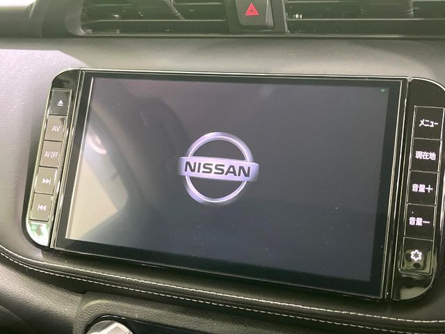 �y�����i�r�z�l�C�̏����i�r�𑕔����Ă���܂��B�i�r�̎g���₷���͂������A�I�[�f�B�I�@�\���[��!�L�����v�◷�s�͂������A�ʋ΂┃�����ȂǕ��i�̃h���C�u���y�����Ȃ�͂���