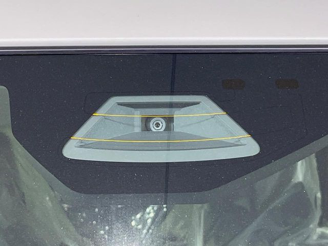 �y�X�Y�L �Z�[�t�e�B�T�|�[�g�z���s���ɑO���̎ԗ�����F�����A�Փ˂������Ȏ��͌x��ƃu���[�L�ŏՓˉ���Ɣ�Q�y�����A�V�X�g�B�����S�Ƀh���C�u�����y���݂��������܂��B