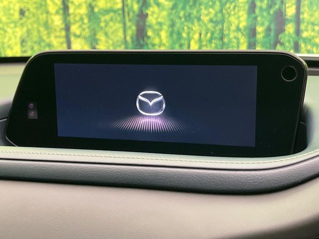 �y�����i�r�z�l�C�̏����i�r�𑕔����Ă���܂��B�i�r�̎g���₷���͂������A�I�[�f�B�I�@�\���[��!�L�����v�◷�s�͂������A�ʋ΂┃�����ȂǕ��i�̃h���C�u���y�����Ȃ�͂���