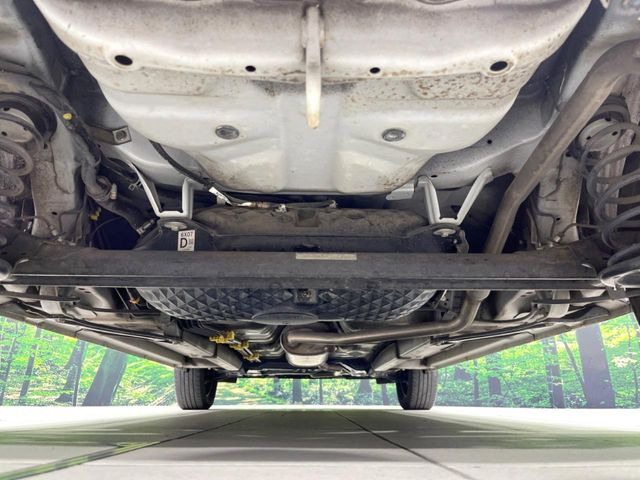 下回りがきれいなうちに、防錆加工の施工がオススメ。降雪地域はもちろん、沿岸部にお住いの方や、趣味でマリン・ウィンタースポーツをされる方にご好評いただいております。