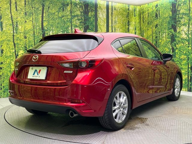 ☆全国のネクステージからお取り寄せが可能※!遠方の店舗に展示してあるクルマが気になる場合も、最寄りの店舗でご覧いただくことが可能です!是非私たちに要望をお聞かせください!※別途費用