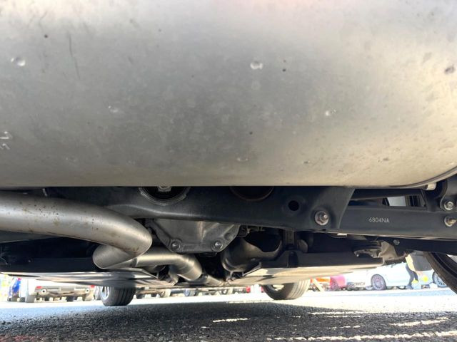 下回りがきれいなうちに、防錆加工の施工がオススメ。降雪地域はもちろん、沿岸部にお住いの方や、趣味でマリン・ウィンタースポーツをされる方にご好評いただいております。